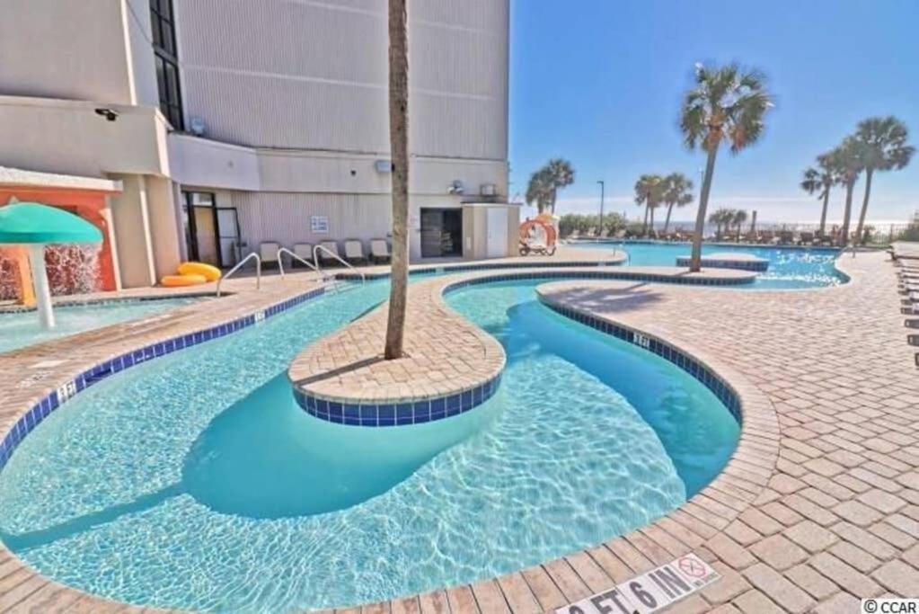 *Renovated Oceanfront Condo*Queen Beds*Pools*Hot Tubs*More*P220 Myrtle Beach Exterior foto
