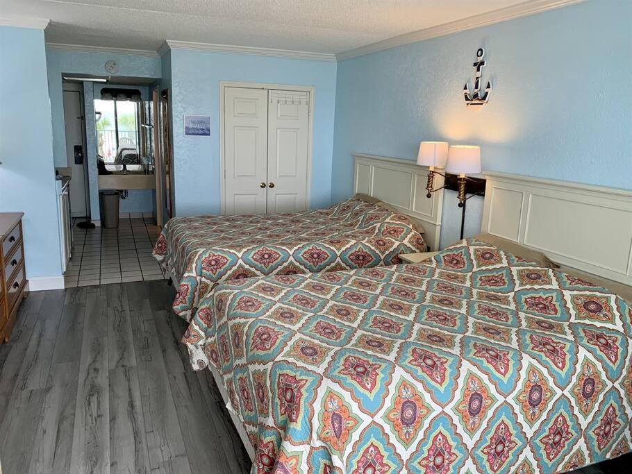 *Renovated Oceanfront Condo*Queen Beds*Pools*Hot Tubs*More*P220 Myrtle Beach Exterior foto